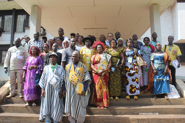  16/07/18  Tourne nationale de  l'ANACACI  Man: les socits coopratives des femmes du Tonkpi adhrent massivement  la vision du prsident Soro.